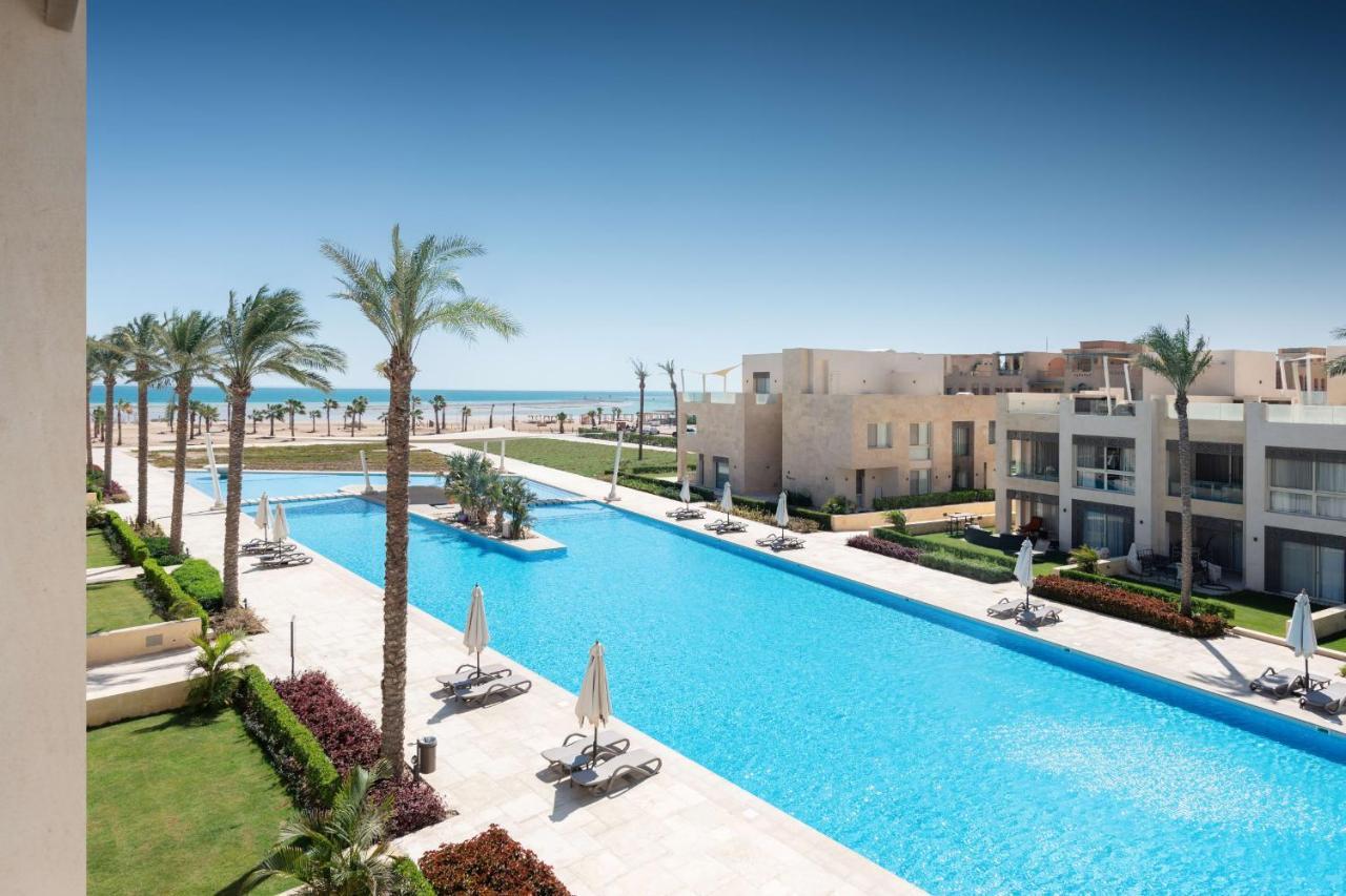 Balanced & Bright 2 Bdr Mangroovy Free Pool & Access *